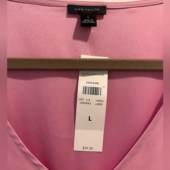 Ann Taylor silk blouse, flowy sleeves, pink color. size L - Picture 3 of 3